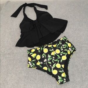 Peddney Swimsuit 2 Piece Set Size Medium Tankini Lemon Swim Beach Halter Tankini